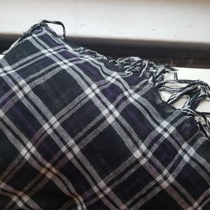 Scarf plaid black white purple frayed edges